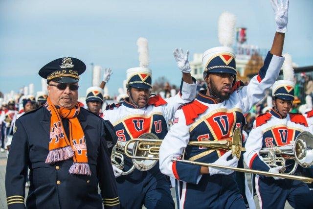 Dominion Christmas Parade 2016